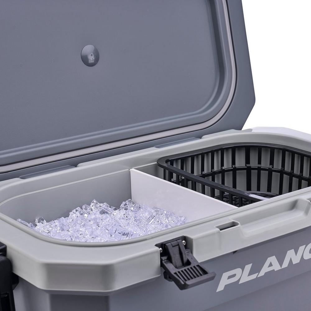 Frost™ Cooler 32 Quart (30 L) - Image 6