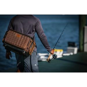 Plano 3700 B-Series Mossy Oak Manta Tackle Bag – Capt. Harry's Fishing  Supply