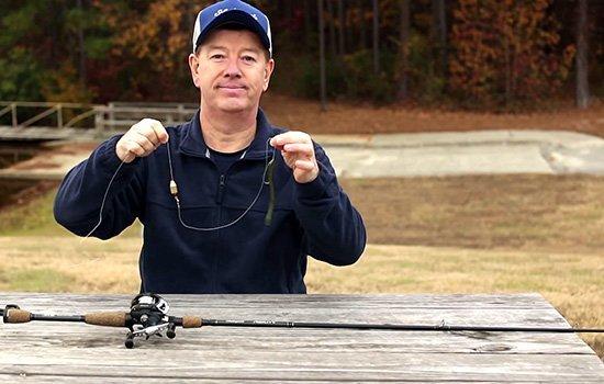 Fishing 101 - How to Tie a Texas Rig 